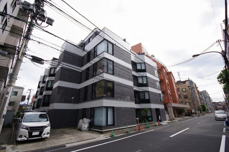 ビューパレー新宿新都心 外観